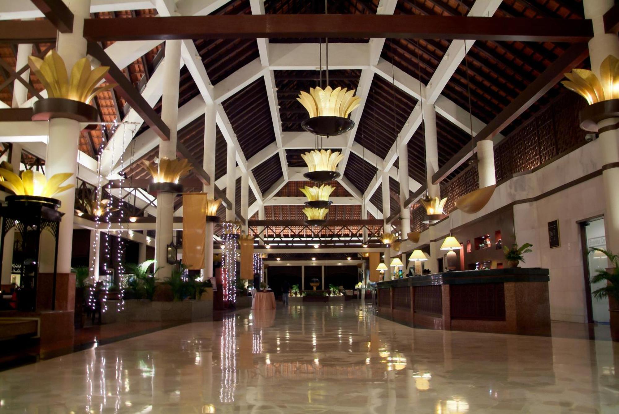 Le Grandeur Palm Resort Johor Kulai Exterior foto